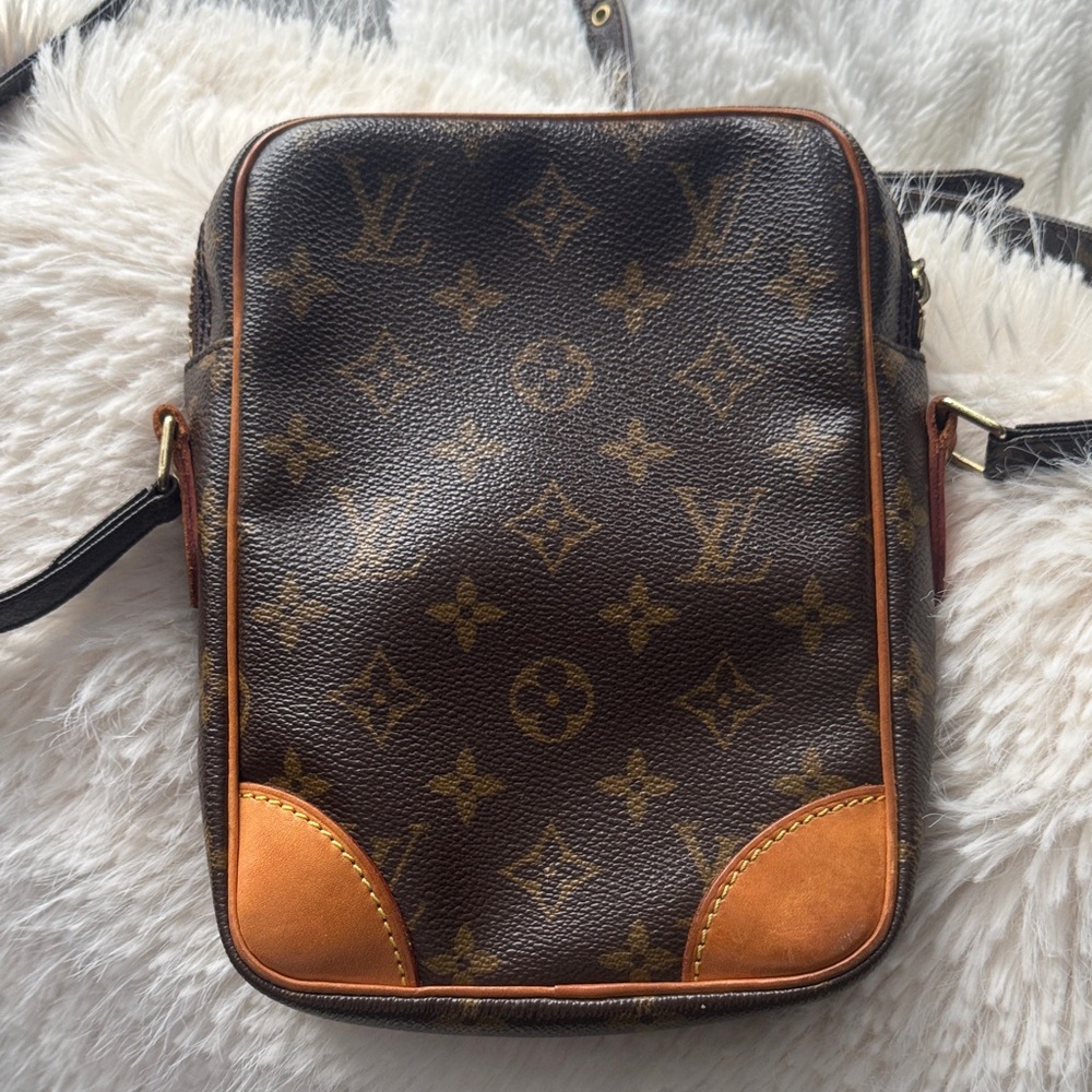Louis Vuitton Dark Brown Monogram Messenger Bag